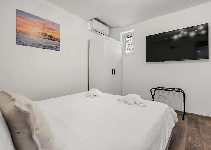 Quattro De Amicis רוביני